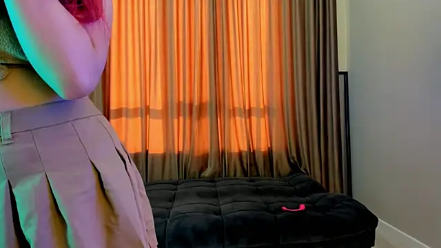 yanyaan 现场XXX聊天