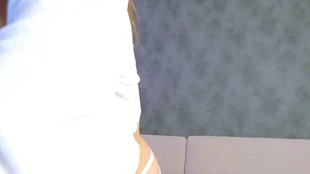 Chatroom XXX en direct de OnlyForYou_