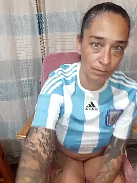 Chatroom XXX en direct de sexytattooed7