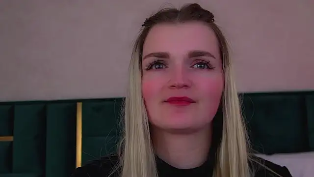 AnnyRaii's Live XXX Chat