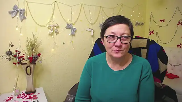 EmilyL0ve's Live XXX Chat