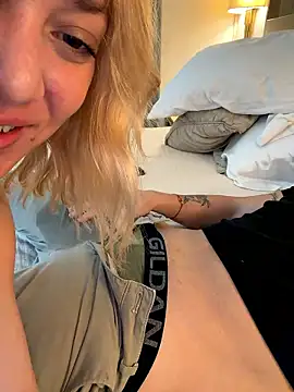 FranciaFierro's Live XXX Chat