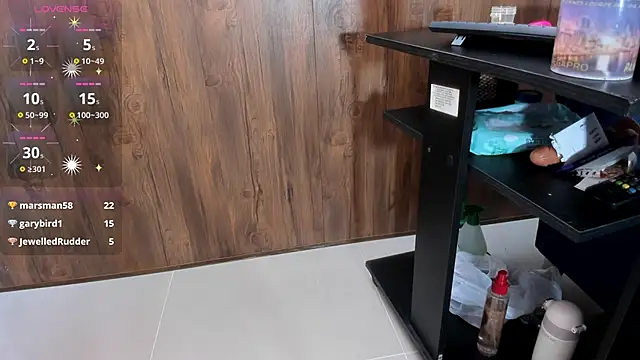 Mature_Skinny's Live XXX Chat