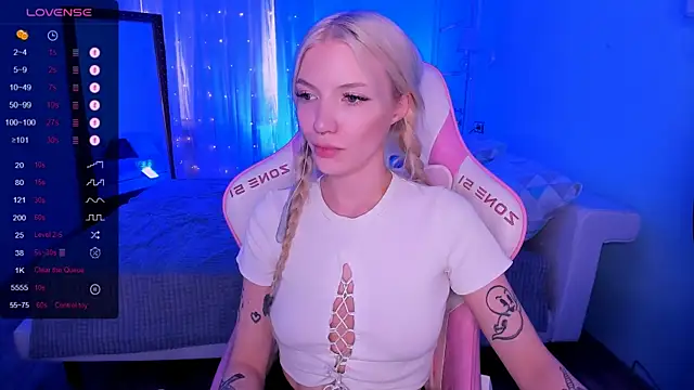 AnyaTaylor_'s Live XXX Chat