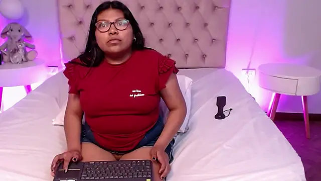 Chat XXX ao vivo de Kiri_Black_