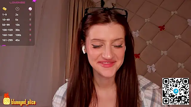 Skinny_Alice Live XXX-Chat
