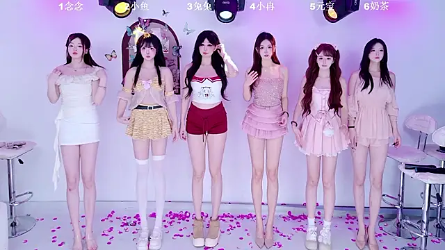 XK-2005 Adlı Modelin Canlı XXX Sohbeti