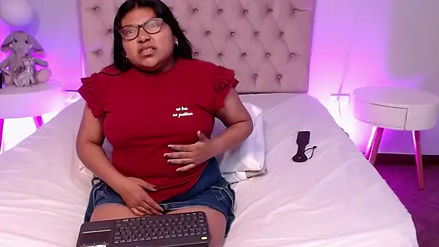 Kiri_Black_ – Naživo XXX chat