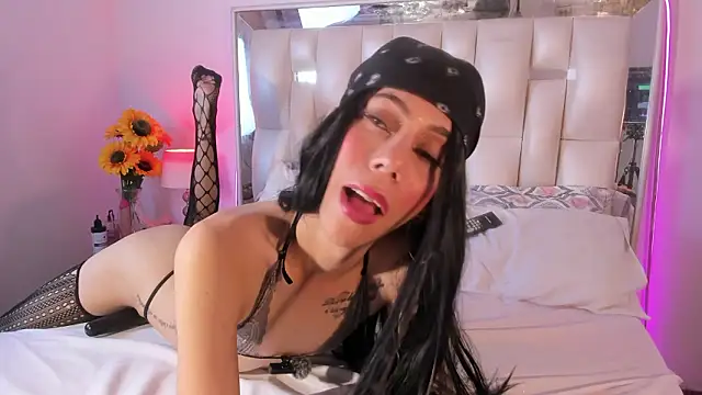 Darlyn_tenderhot__'s Live XXX Chat