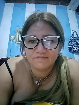 XXX chat uživo modela Carlotaazul