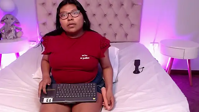 Kiri_Black_'s Live XXX Chat