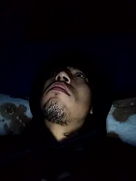 AlexAlejandro13's Live XXX Chat