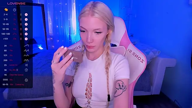 AnyaTaylor_'s Live XXX Chat