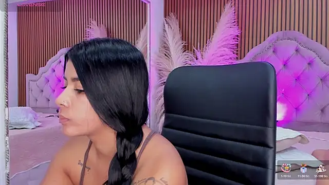 SelenaStonne's Live XXX Chat