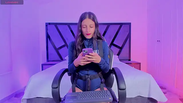 Agathaargent_ Chat XXX in diretta