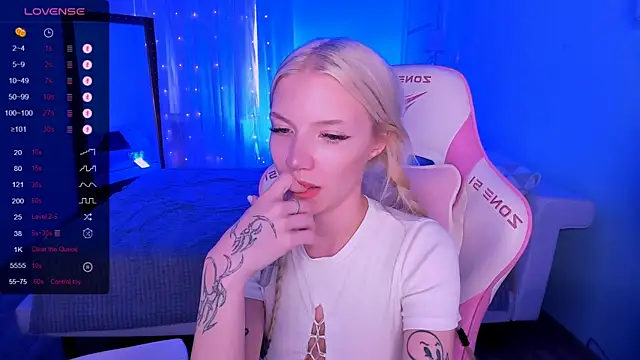 AnyaTaylor_'s Live XXX Chat