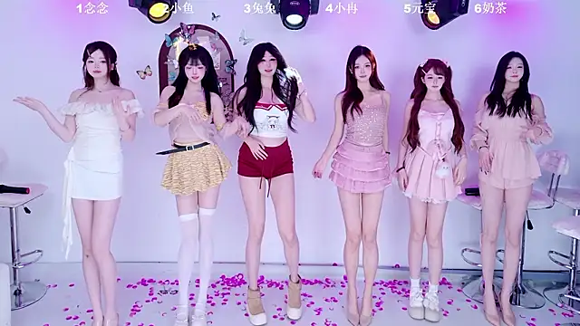 XK-2005 Live XXX-Chat