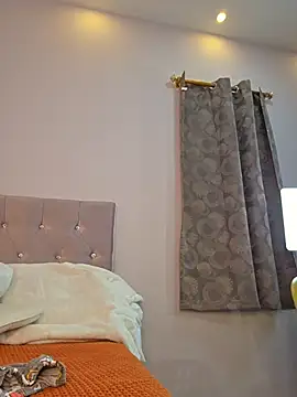 Pinkie_Princes' Live XXX Chat