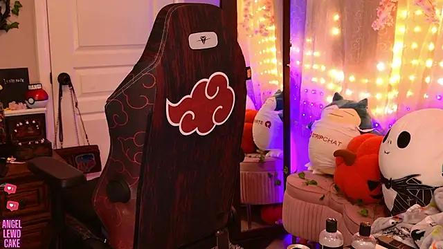 Chat +18 de Angel-Lewd-Cake ao vivo