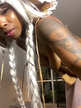 kary_bunny3's Webcam Show