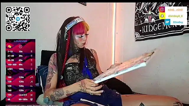 d3m0ny0_0のライブXXXチャット