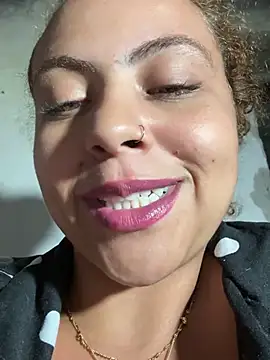 دردشة Chloe_Leaozinho الجنسية المباشرة