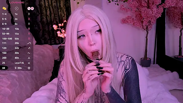 Lein_Bone Live XXX Chat