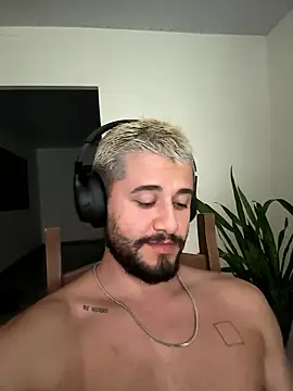 guzz_fit's Live XXX Chat