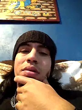 AlexAlejandro13's Live XXX Chat