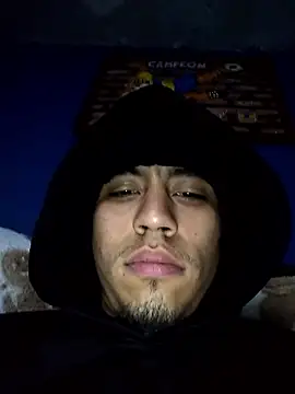 AlexAlejandro13's Live XXX Chat