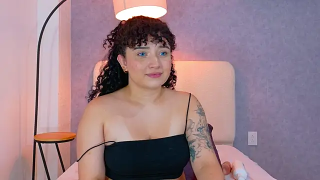 Tracielowe_w's Live XXX Chat