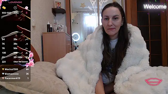 Yevgeshka-Milashkan Live XXX chat