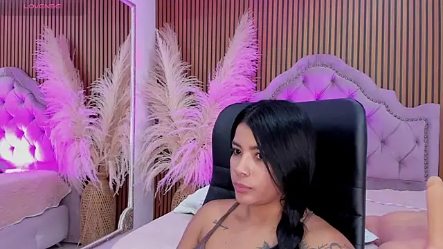 SelenaStonne's Live XXX Chat