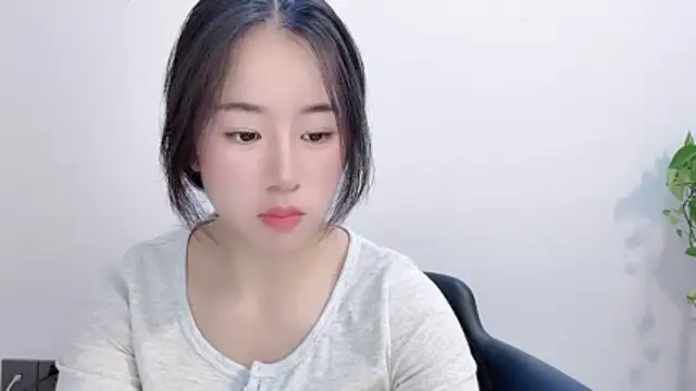 chloe-01: απευθείας συνομιλία ΧΧΧ