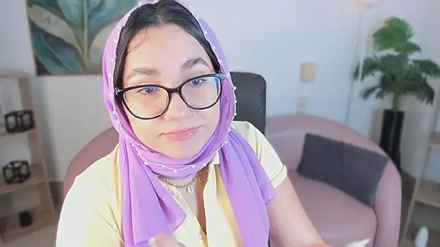 Chat XXX en directo de Ayha_khalaf