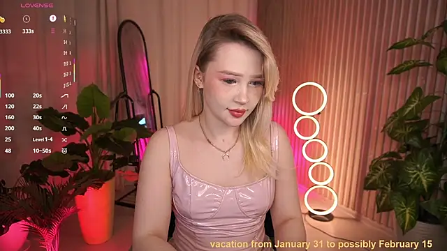 LauraWifenessのライブXXXチャット