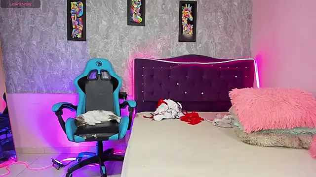 Lauren_smiles' Live XXX Chat