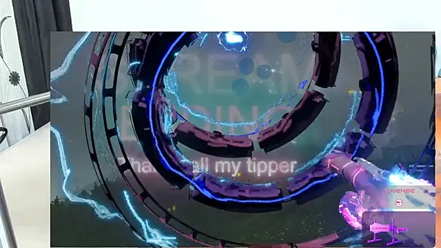 CREAMY_BUBBLEGUM's Live XXX Chat