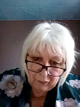 Alexia64231's Live XXX Chat