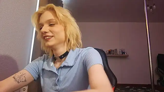 AuraNevera Live XXX Chat