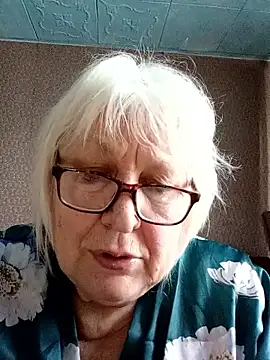 Chat +18 de Alexia64231 ao vivo