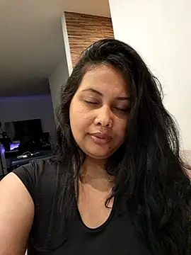 Alessandraa-'s Live XXX Chat