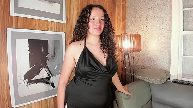 LucyLovelyyのライブXXXチャット