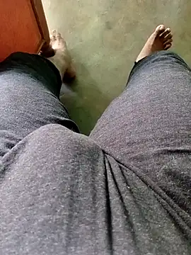 Horny-boyyy – Live XXX-chat