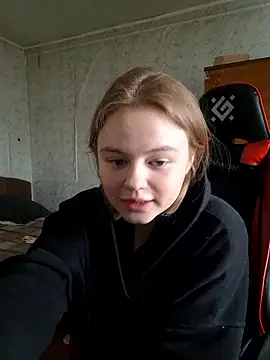 SlipperSherry's Webcam Show