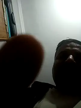 vardh033's Live XXX Chat