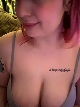 KellyMoors' Live XXX Chat