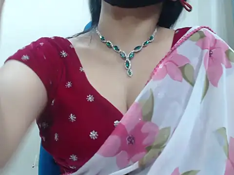 Lovely_Siri_23's Live XXX Chat