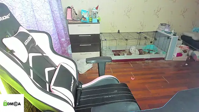 Crazy_forest_fairy's Live XXX Chat