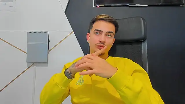 BrandonTate – Naživo XXX chat